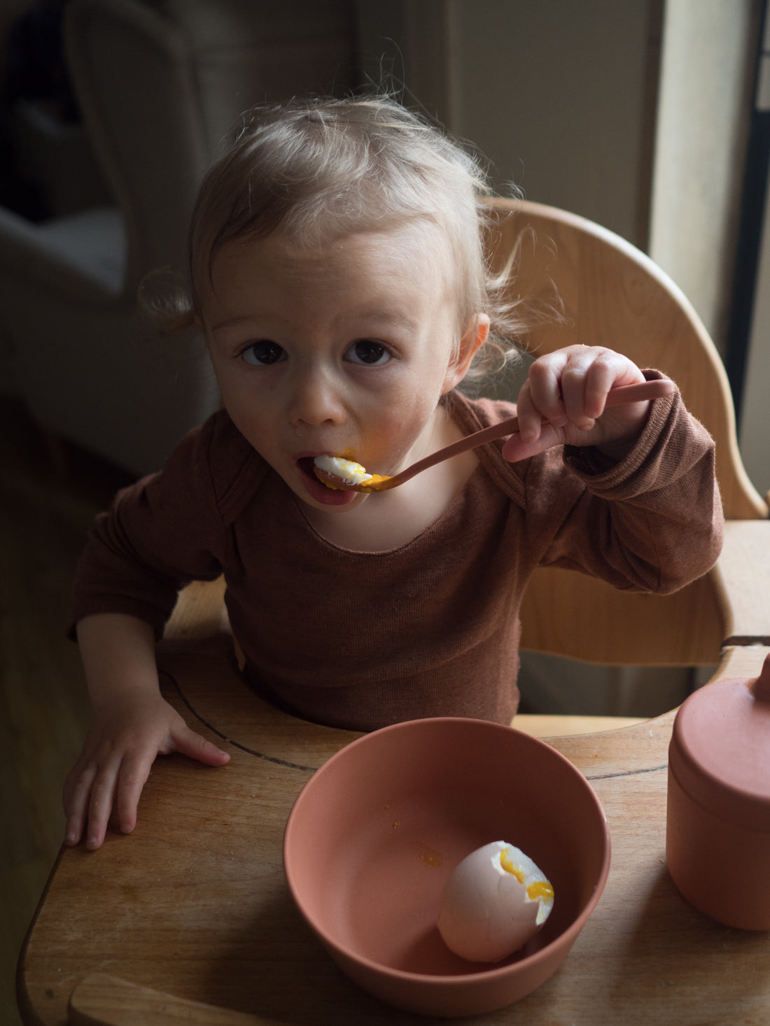 Transitioning from Breastfeeding to Solid Foods: A Comprehensive Guide